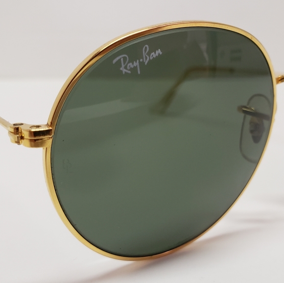 Vintage Ray-Ban W0607 Sunglasses - Picture 4 of 5